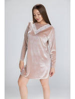 Velvet short nightgown with lace | قميص نوم قطيفة قصير بدانتيل