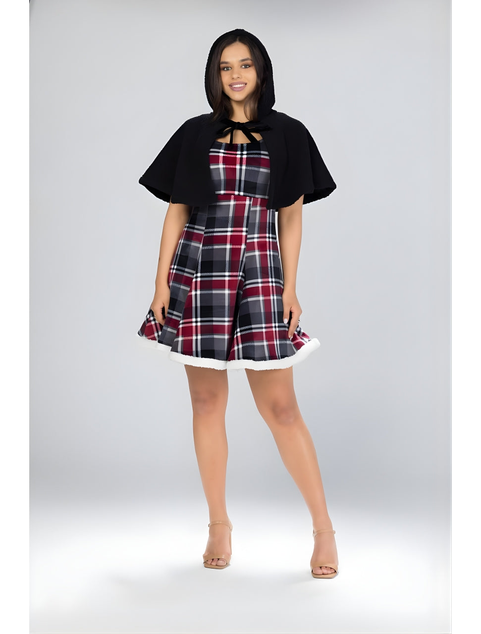 Plaid wool house dress with cape | فستان بيت صوف كاروه مع كاب