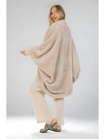 Teddy Loungewear Set with Cozy Poncho | طقم تيدي لبيجامة مع بانشو دافئ