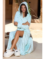 Plush Winter Robe with Heart Pattern | روب شتوي قطيفة بنقشة قلوب