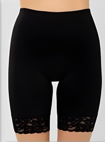 Cotton Short with Lace | شورت قطن دانتيل