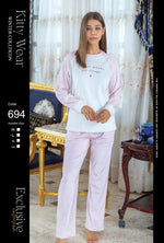 Striped winter pajama set | طقم بيجامة شتوي قطيفة مقلم