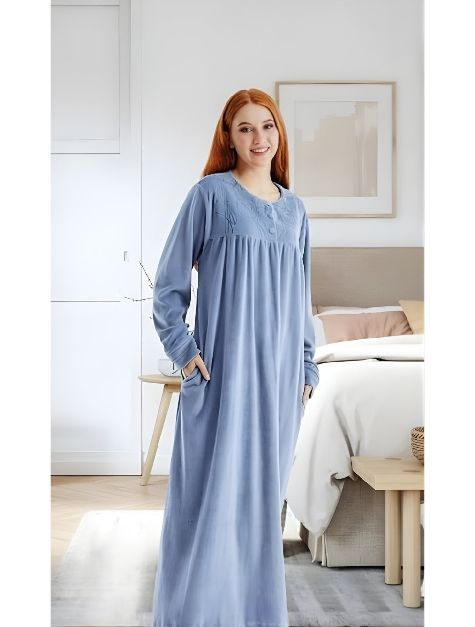 Cotton velvet housegown .