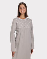 Jade Housegown | جلابية / قميص نوم جايد من النزا